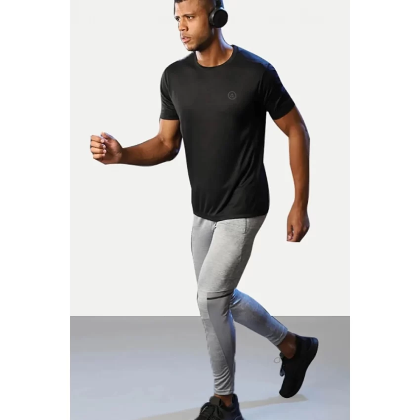 Generic Men's Casual Half sleeve Solid Polyester Crew Neck T-shirt (Black) - Image 4